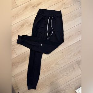Lululemon throwback base runner high rise jogger